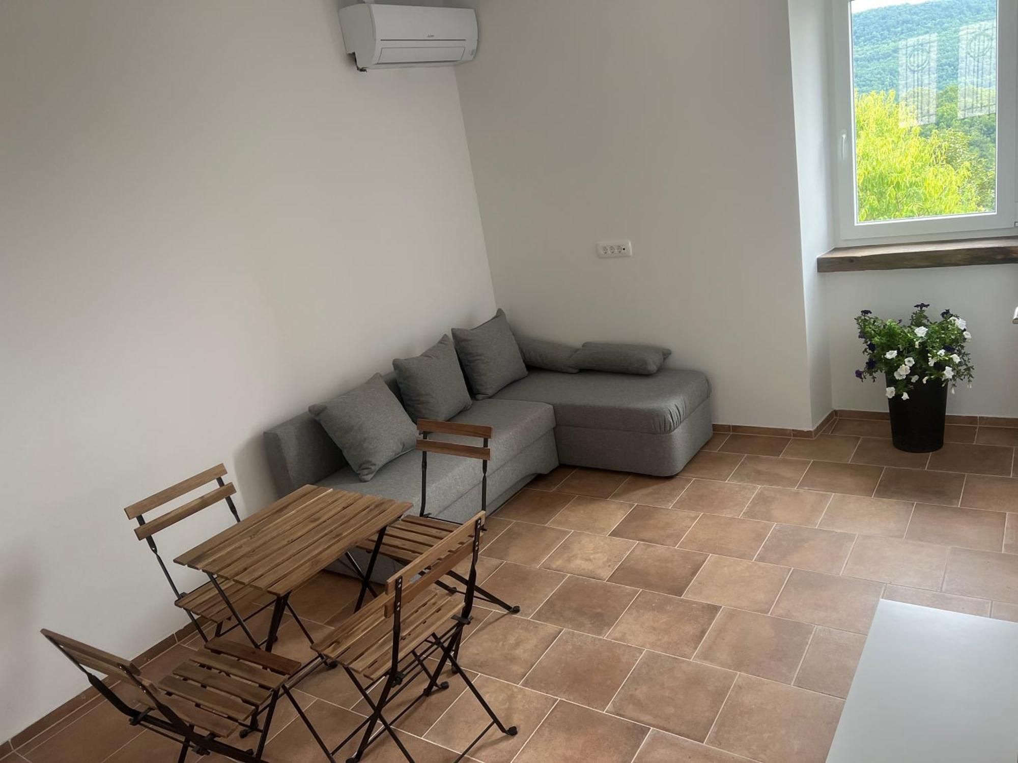 Hramisce Apartamento Šmarje Exterior foto